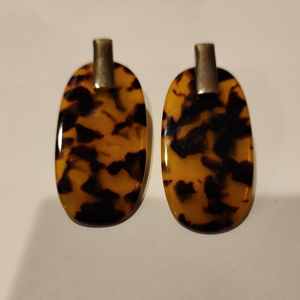 Tortoise Shell Oval Earrings With Gold Detail Length 2 1/2 Inches